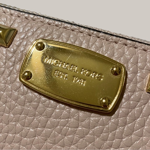 Michael Kors Light Pink Wallet Clutch With Metal Studs - Picture 4 of 4